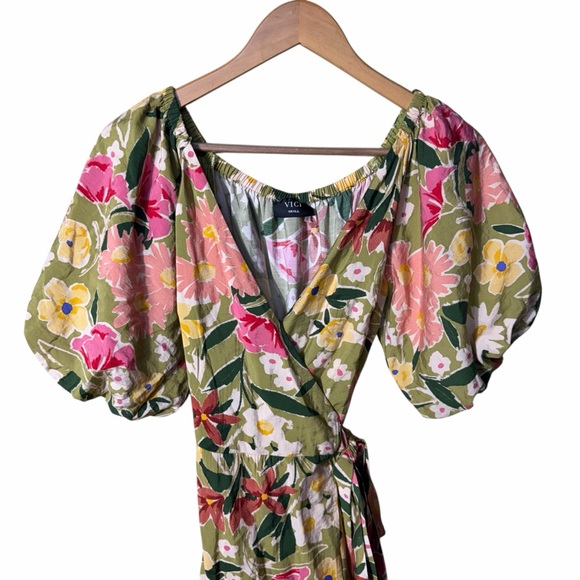 Vici Floral Puff Sleeve Wrap Midi Dress Size Small - Picture 6 of 10